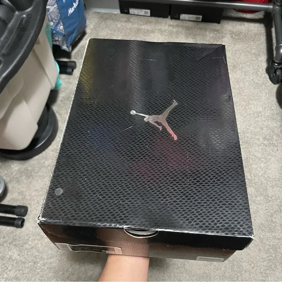 Jordan 11 Retro Low Light Bone Snakeskin Size 12 - Picture 11 of 11